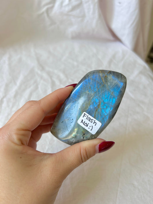 Mermaid blue labradorite