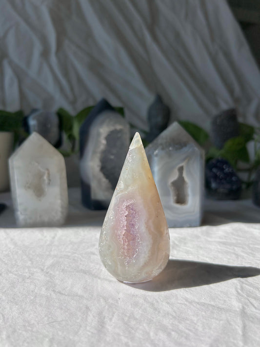 Fairy pink agate flame